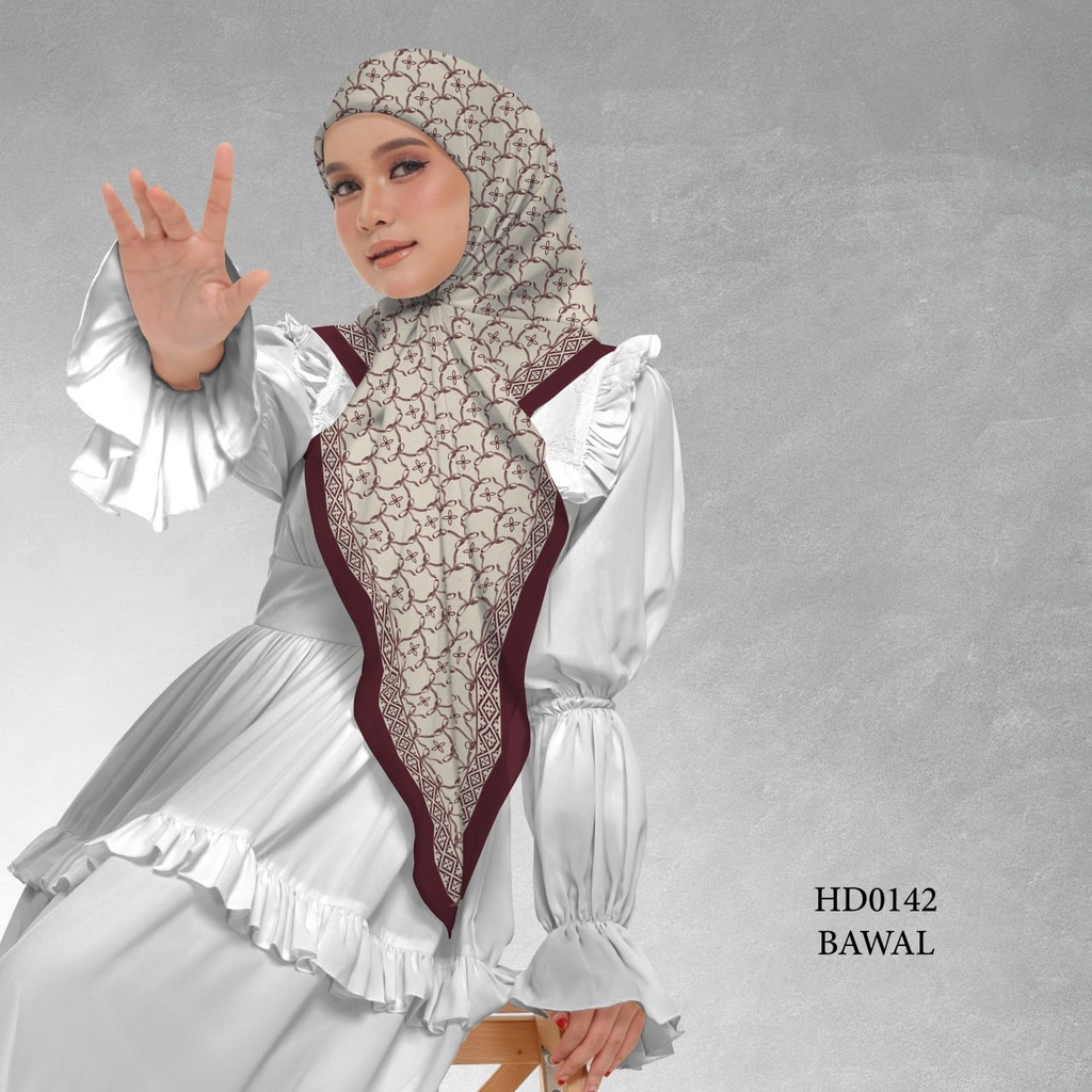 Tudung Bawal (Square Hijab) in HD0142